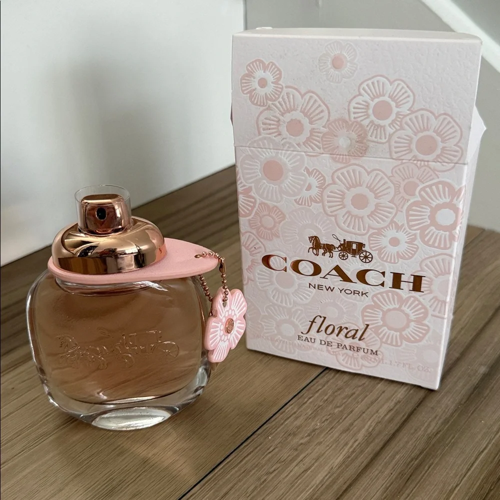 Coach Floral Eau De Parfum 1.7 fl oz. Unused, New in box. - Picture 3 of 5